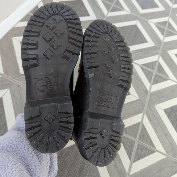 New! Doc Martens Leonore Faux Fur Lined Chelsea Boots Oxblood Color Size 6 - Picture 8 of 13